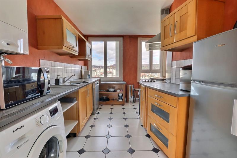 Appartement - 70 m² - 3 pièces