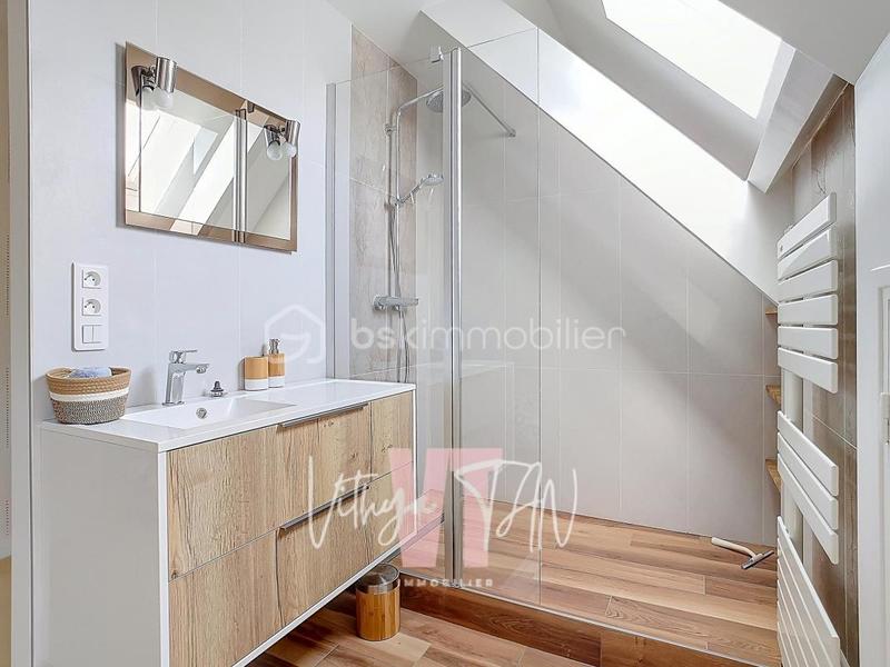 Maison - 159 m² - 5 pièces