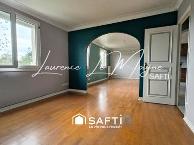 Maison - 98 m² - 5 pièces