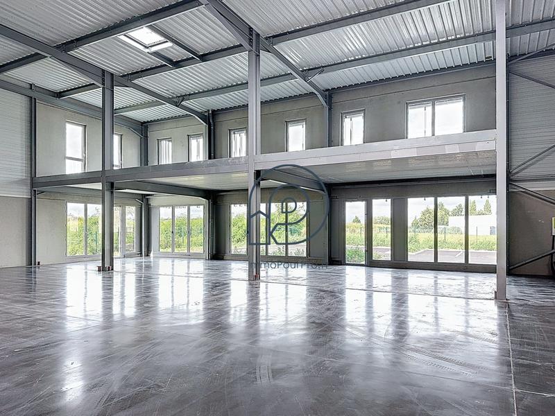 Local d'activités - 680 m²