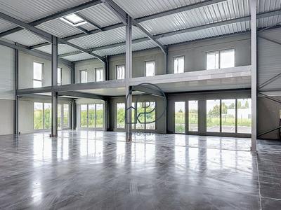 Local d'activités - 680 m²