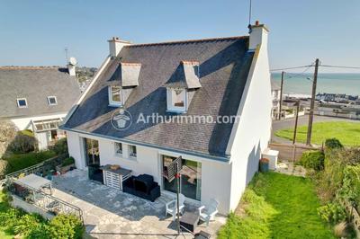 Maison - 208 m² - 6 pièces