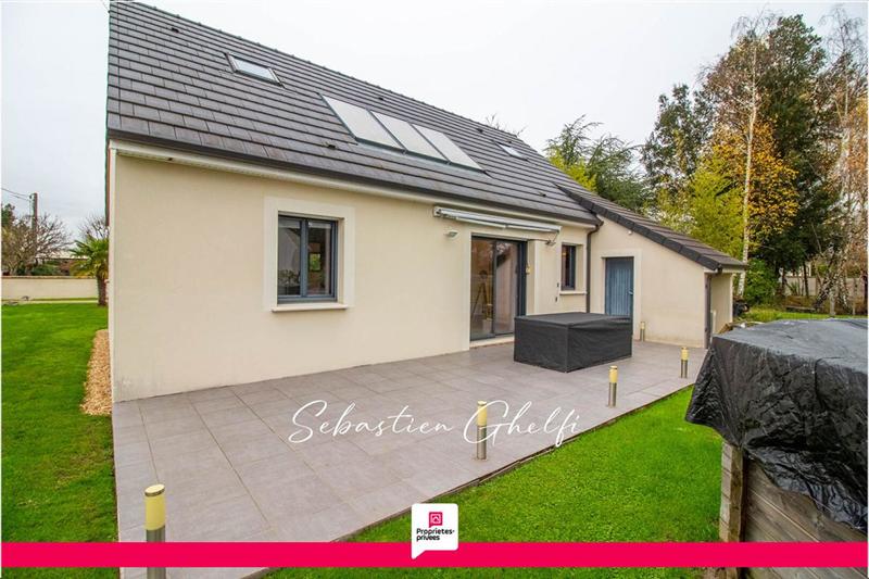 Maison - 115 m² - 6 pièces