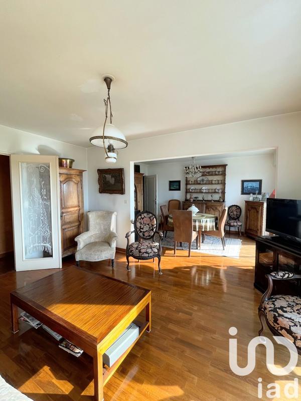 Appartement - 96 m² - 6 pièces