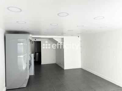 Local d'activité / Entrepôt - 50 m² - 2 pièces