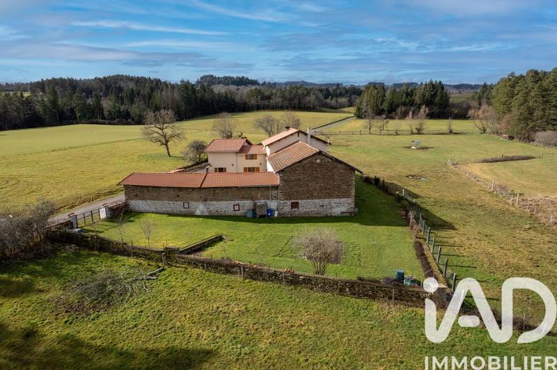 Maison - 280 m² - 11 pièces