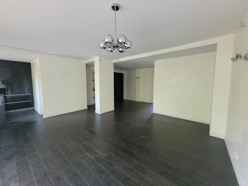 Appartement bourgeois - 78 m² - 2 pièces