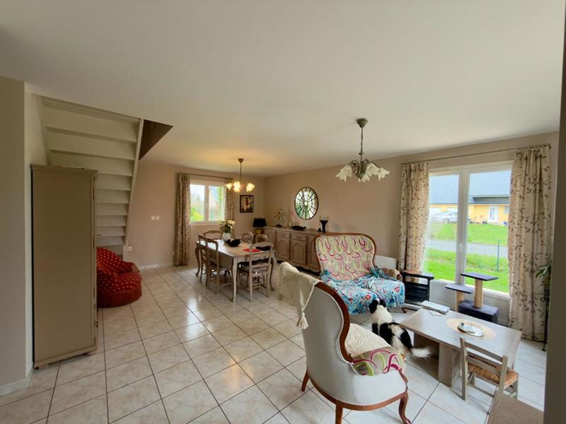 Maison - 103 m² - 4 pièces