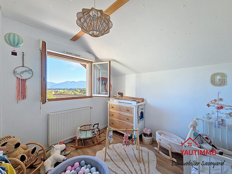 Maison - 203 m² - 7 pièces