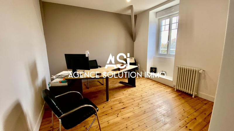 Maison - 280 m² - 12 pièces