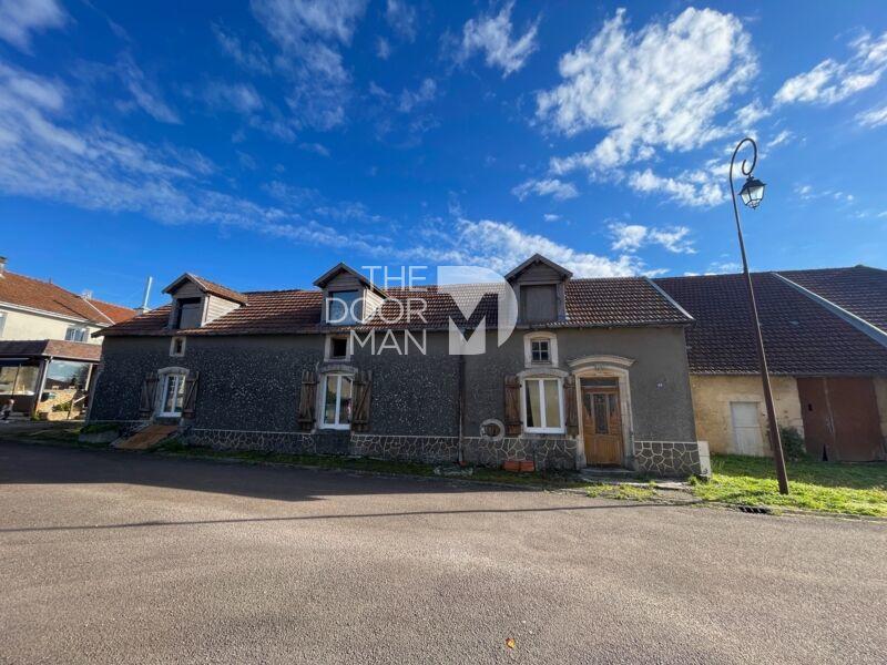 Maison - 345 m² - 7 pièces