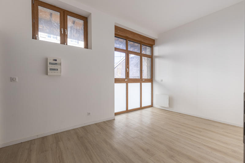 Loft - 268 m² - 8 pièces