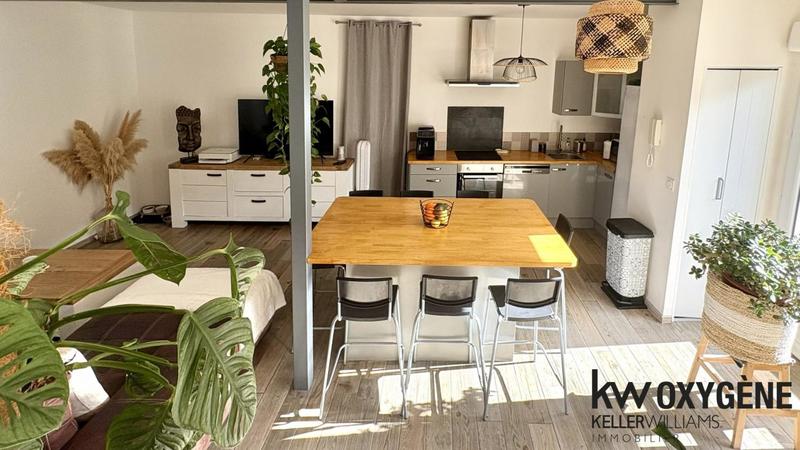 Maison - 105 m² - 4 pièces