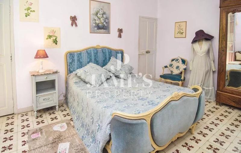 Maison - 94 m² - 5 pièces