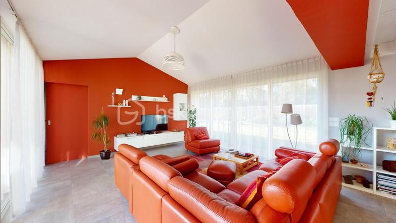 Maison traditionnelle - 171 m² - 5 pièces