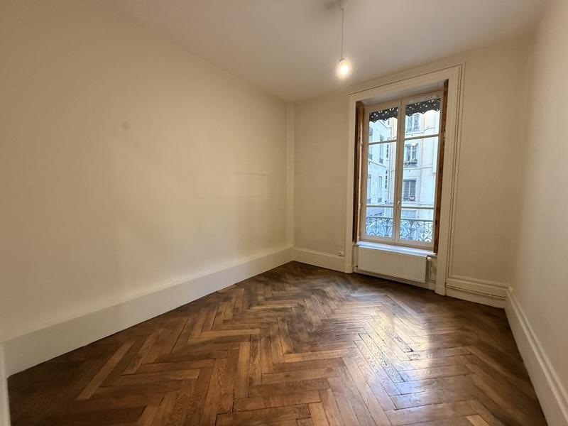 Appartement - 88 m² - 3 pièces