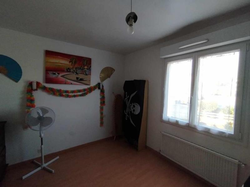 Maison traditionnelle - 88 m² - 4 pièces