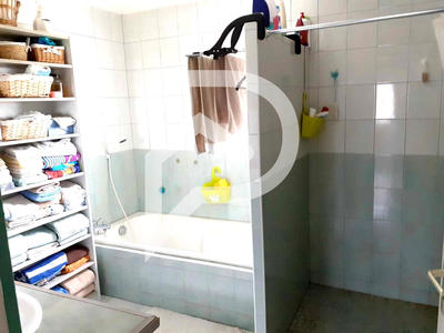 Maison - 86 m² - 4 pièces