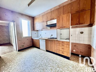 Maison - 268 m² - 12 pièces