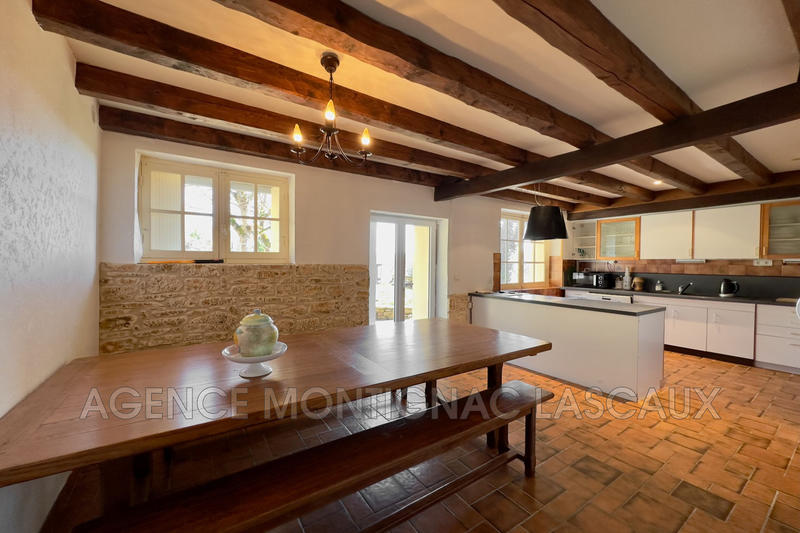 Maison - 497 m² - 15 pièces