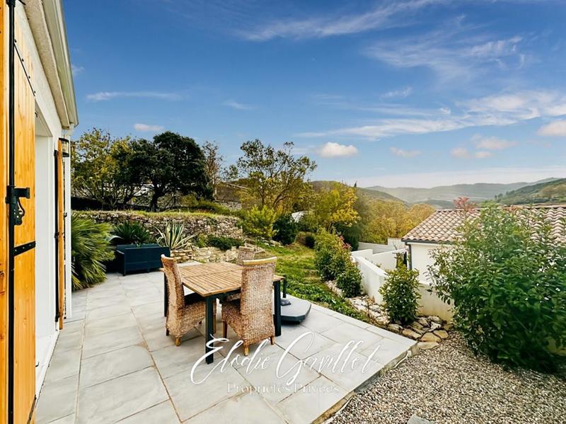 Maison - 87 m² - 4 pièces