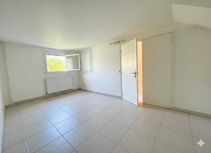 Appartement - 93 m² - 5 pièces