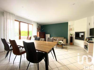 Maison - 90 m² - 6 pièces