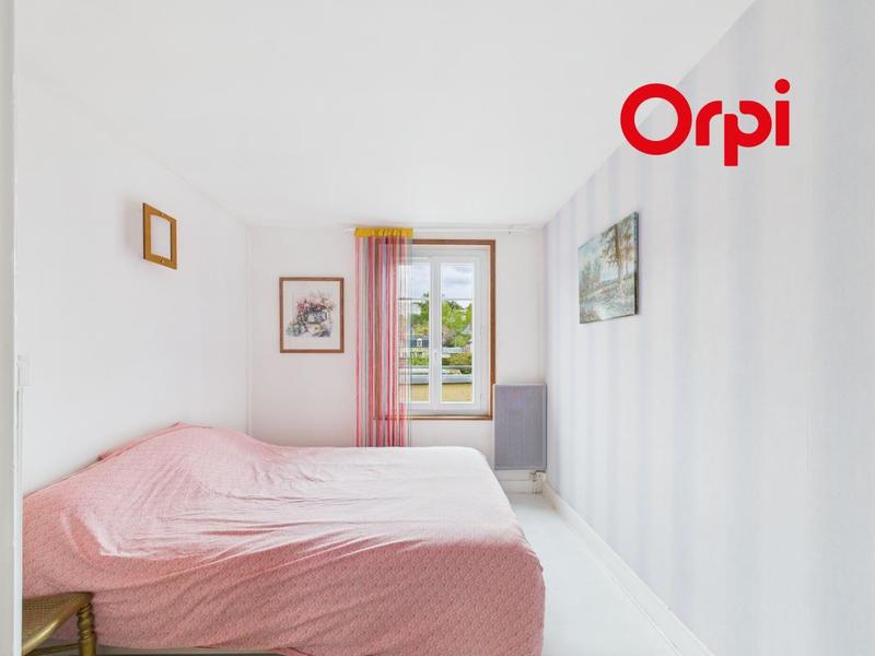 Maison - 80 m² - 6 pièces