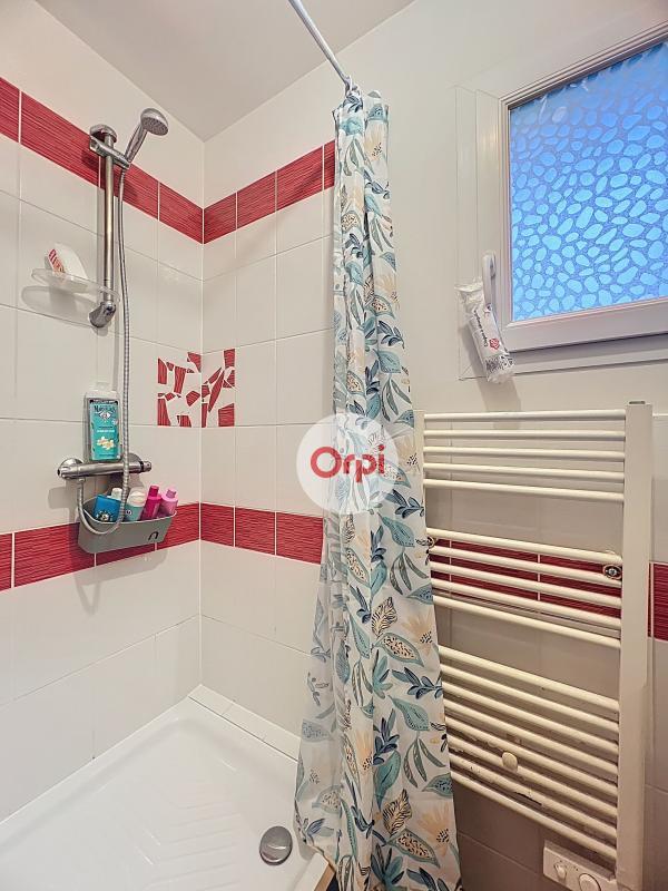 Maison - 97 m² - 4 pièces