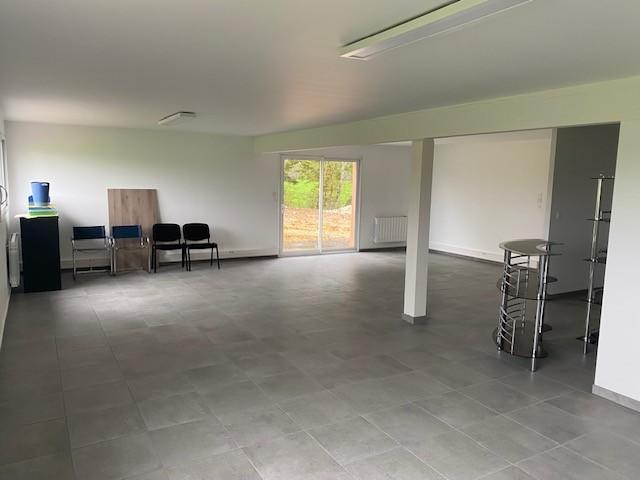 Bureau - 77 m² - 1 pièce