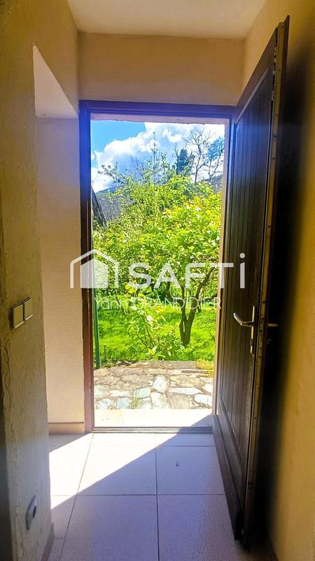 Maison - 136 m² - 8 pièces