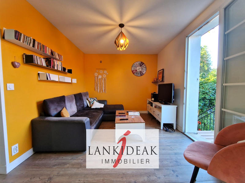 Maison - 121 m² - 7 pièces