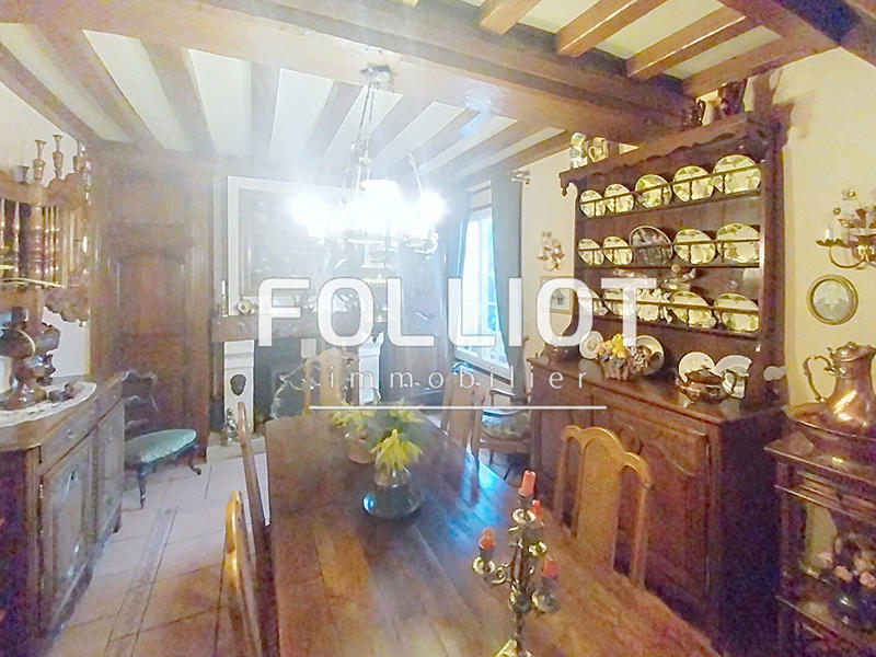 Maison - 155 m² - 10 pièces