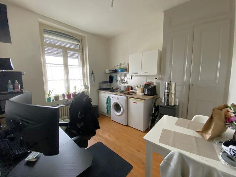 Immeuble - 109 m² - 2 pièces