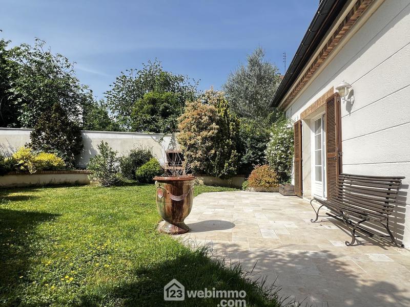 Maison - 190 m² - 6 pièces