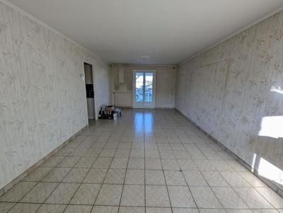 Maison - 87 m² - 4 pièces