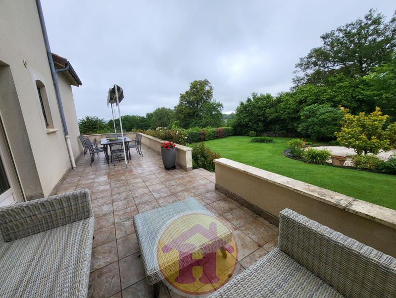 Maison - 165 m² - 6 pièces