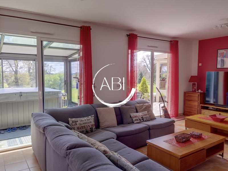 Maison - 145 m² - 6 pièces