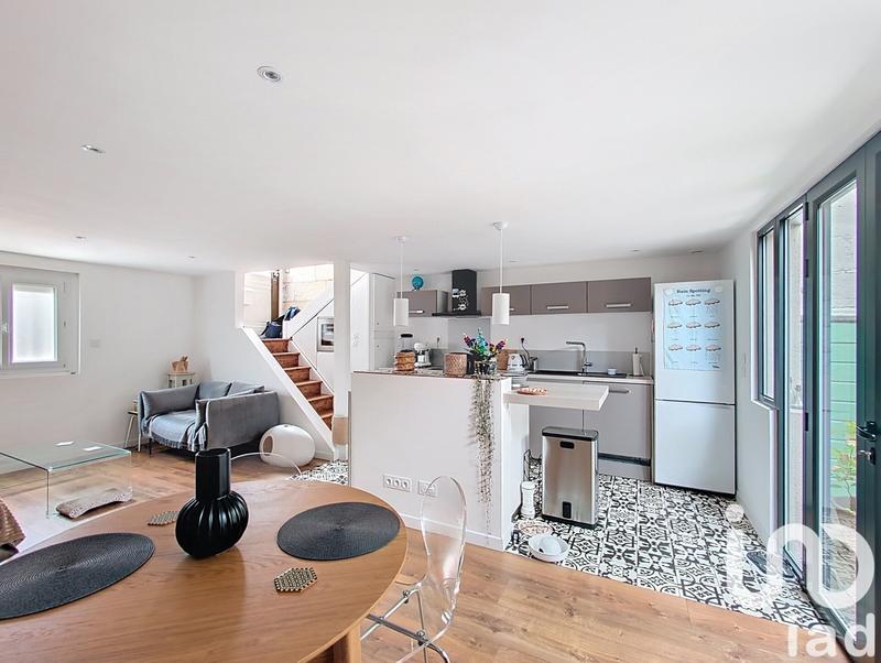 Maison de ville - 63 m² - 3 pièces