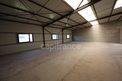 Local d'activité / Entrepôt - 581 m² - 1 pièce