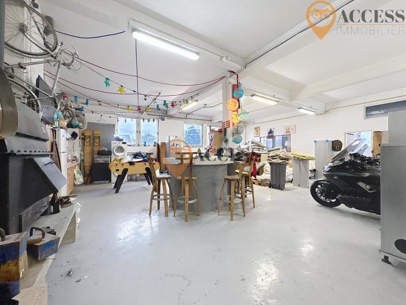 Local d'activité / Entrepôt - 345 m² - 4 pièces