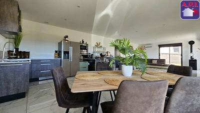 Maison - 120 m² - 4 pièces