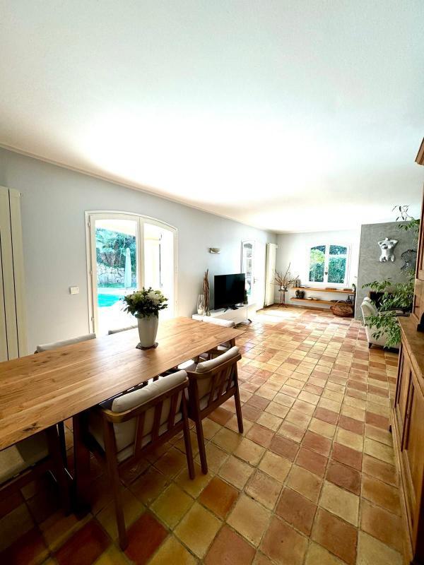 Villa - 170 m² - 6 pièces