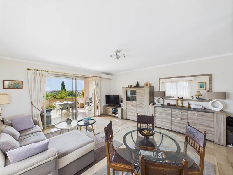 Appartement - 76 m² - 4 pièces