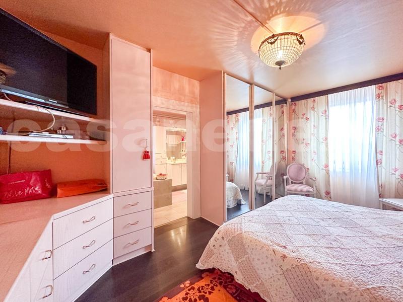 Maison - 234 m² - 6 pièces