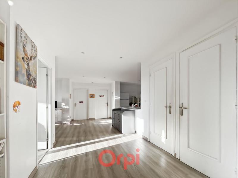 Appartement - 106 m² - 5 pièces