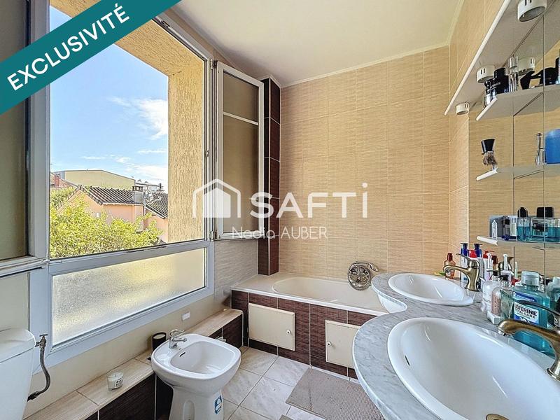 Maison - 172 m² - 6 pièces