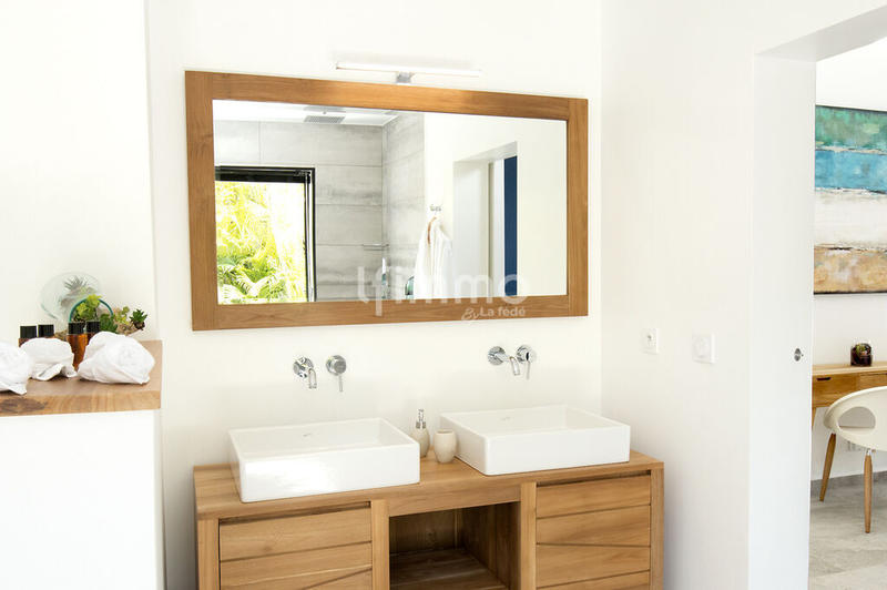 Villa - 220 m² - 6 pièces