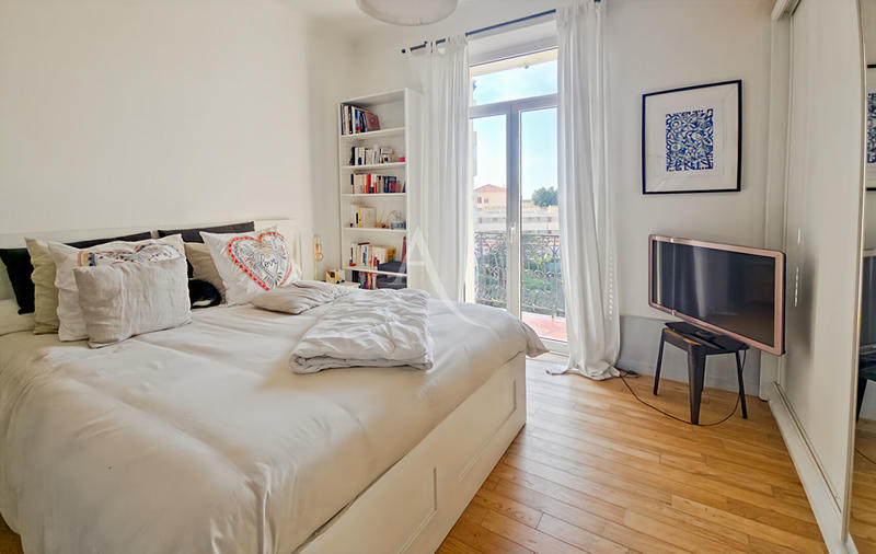 Appartement - 97 m² - 4 pièces