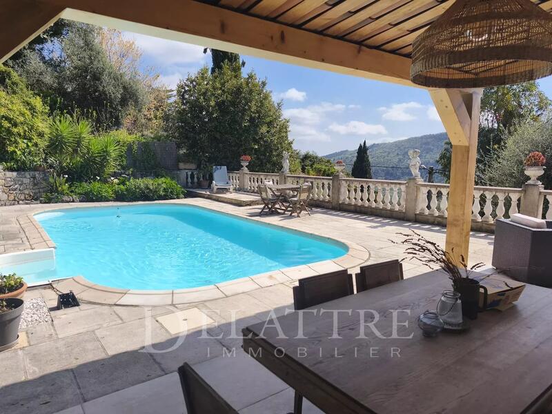 Maison - 98 m² - 3 pièces